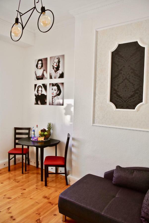 Apartments Im Thueringer Hof เบอร์ลิน ภายนอก รูปภาพ